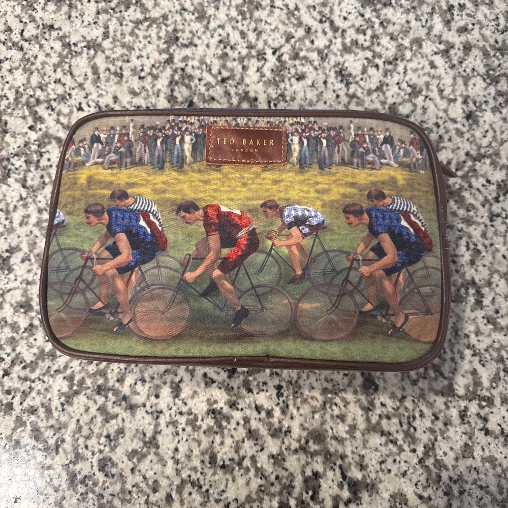 Ted Baker toiletries bag pouch